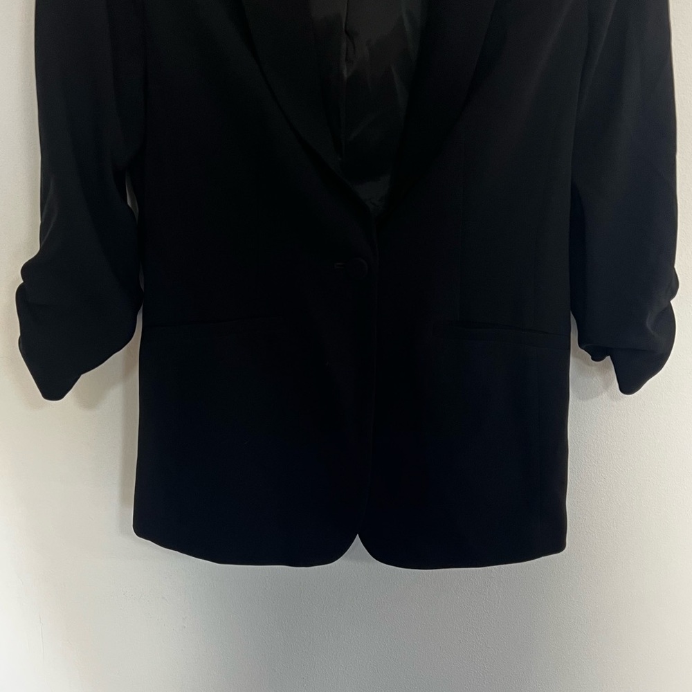 Cinq a Sept Khloe Rushed Sleeve Blazer Jacket - Picture 6 of 16